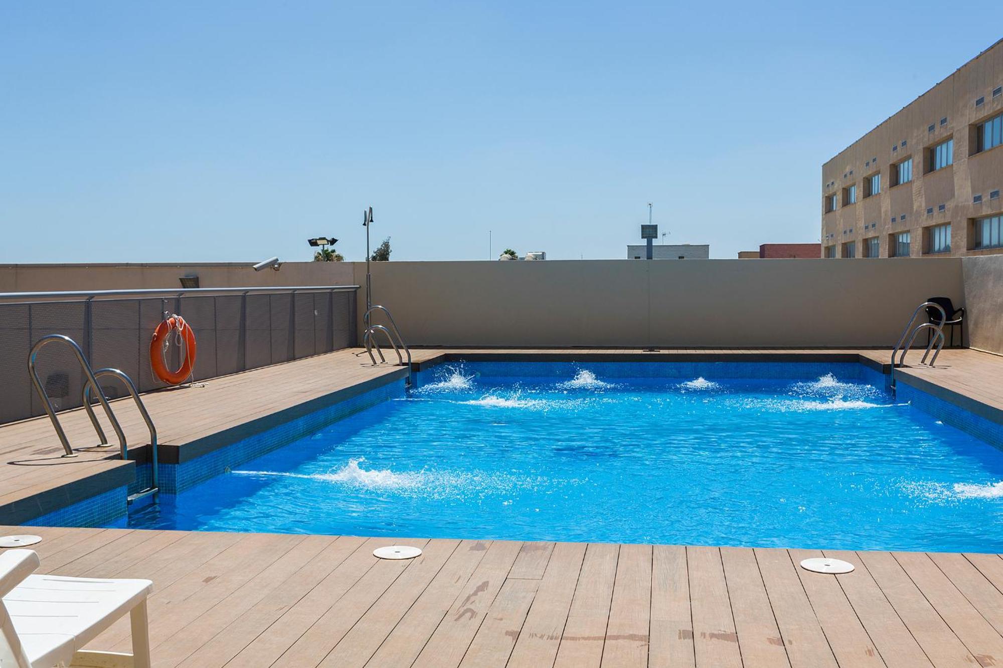 Aticos Lux Sevilla Piscina Parking Bormujos Dış mekan fotoğraf